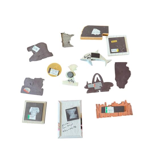 Lot 13 Vintage Travel Souvenir Refrigerator Magnets States Cities Zoo Cayman DC - Picture 7 of 7